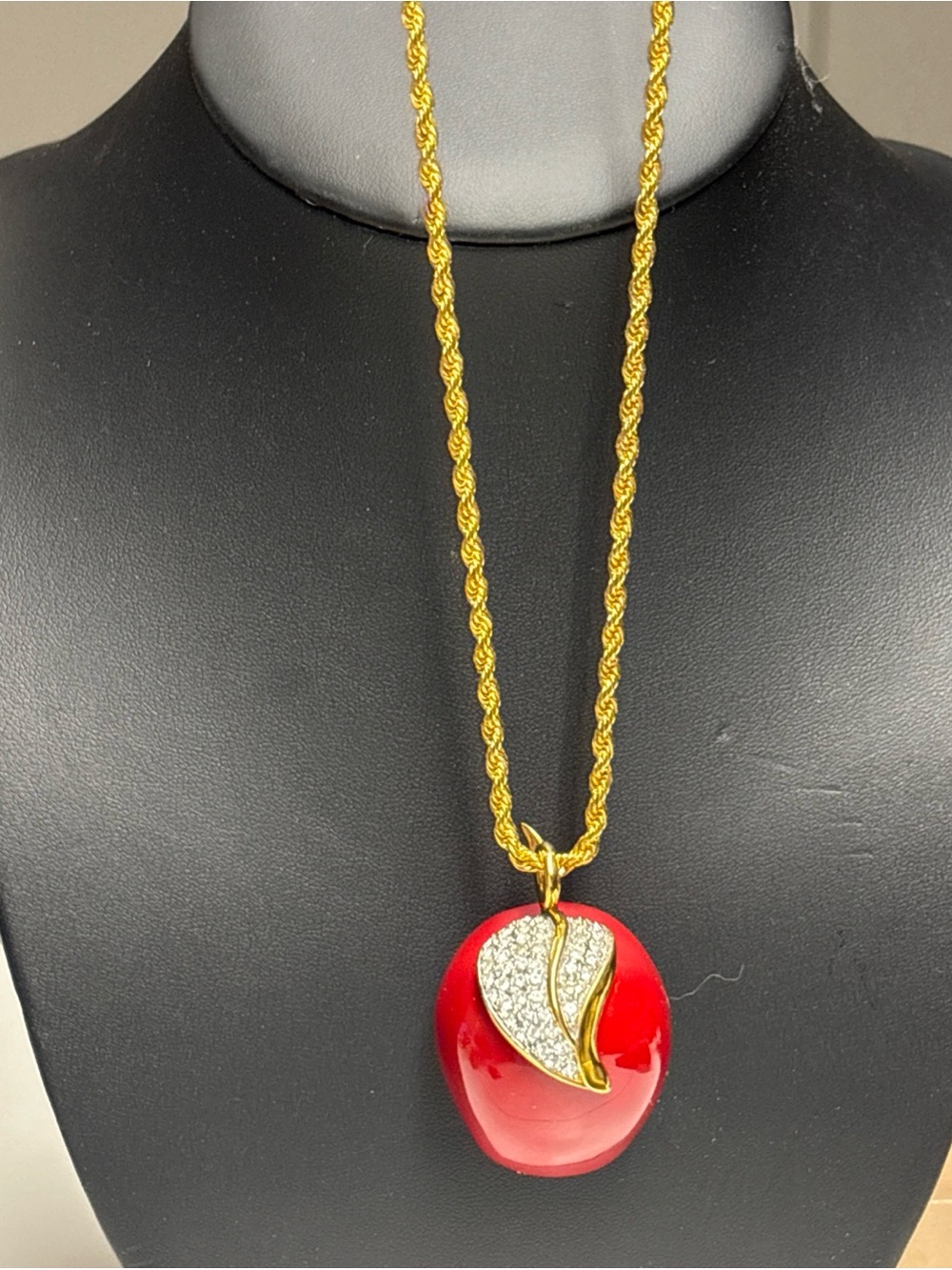 Kenneth Jay Lane KJL Red Lucite Forbidden Fruit Apple Pendant Necklace